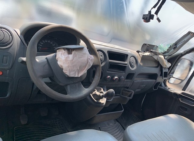 RENAULT MASTER 2.3 AMBULANCIA full