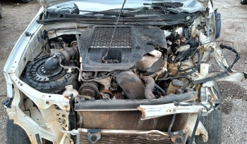 TOYOTA/ HILUX CD4X4 SRV full