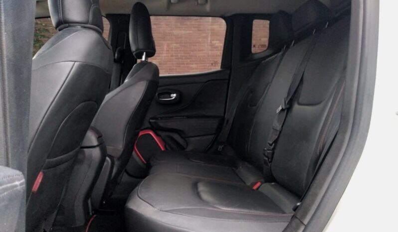 JEEP/ RENEGADE THAWK full